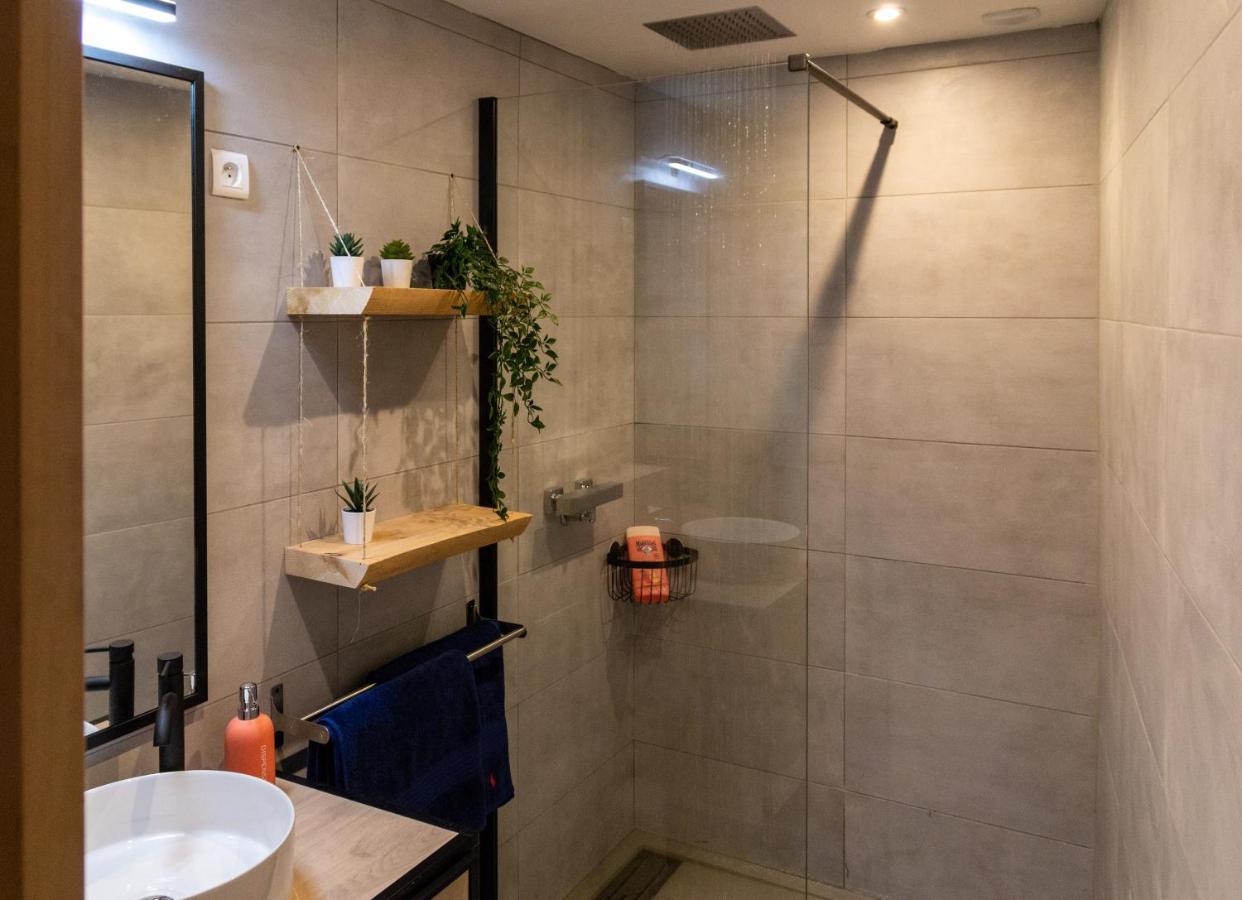 Apartament T2 Moderne Hypercentre 40M2, Au Pied De La Cathedrale Auch Zewnętrze zdjęcie
